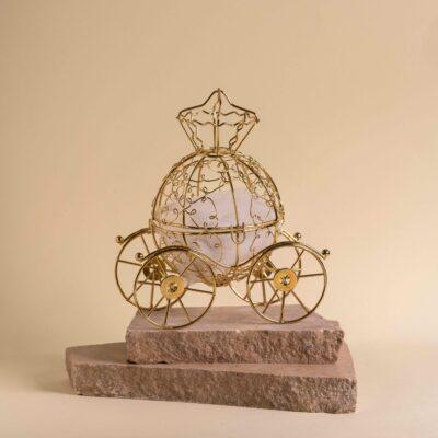 Μπομπονιέρα χρυσή μεταλλική άμαξα - Image 1