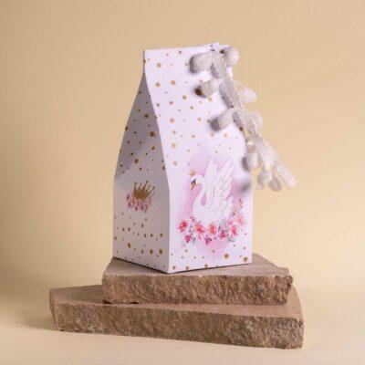 Μπομπονιέρα κουτι milk με θέμα τον κύκνο. - Image 2